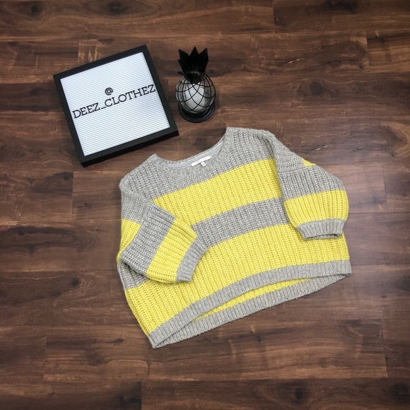 Victoria's Secret Sweaters - Oversized Victoria’s Secret Knit Sweater